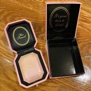 Too Faced Diamond Light Highlighter BNIB,  $36+